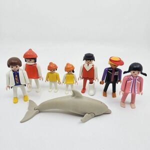 Vintage Playmobil Figures Geobra 1974 Dolphin & Pippi Hospital Patient Lot